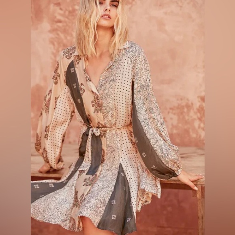 NWT Free People Mes DEMOISELLES Paquerette Dress Size 42 / US 6 100% Silk $590